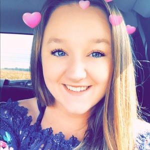 Meet your Posher, Casey